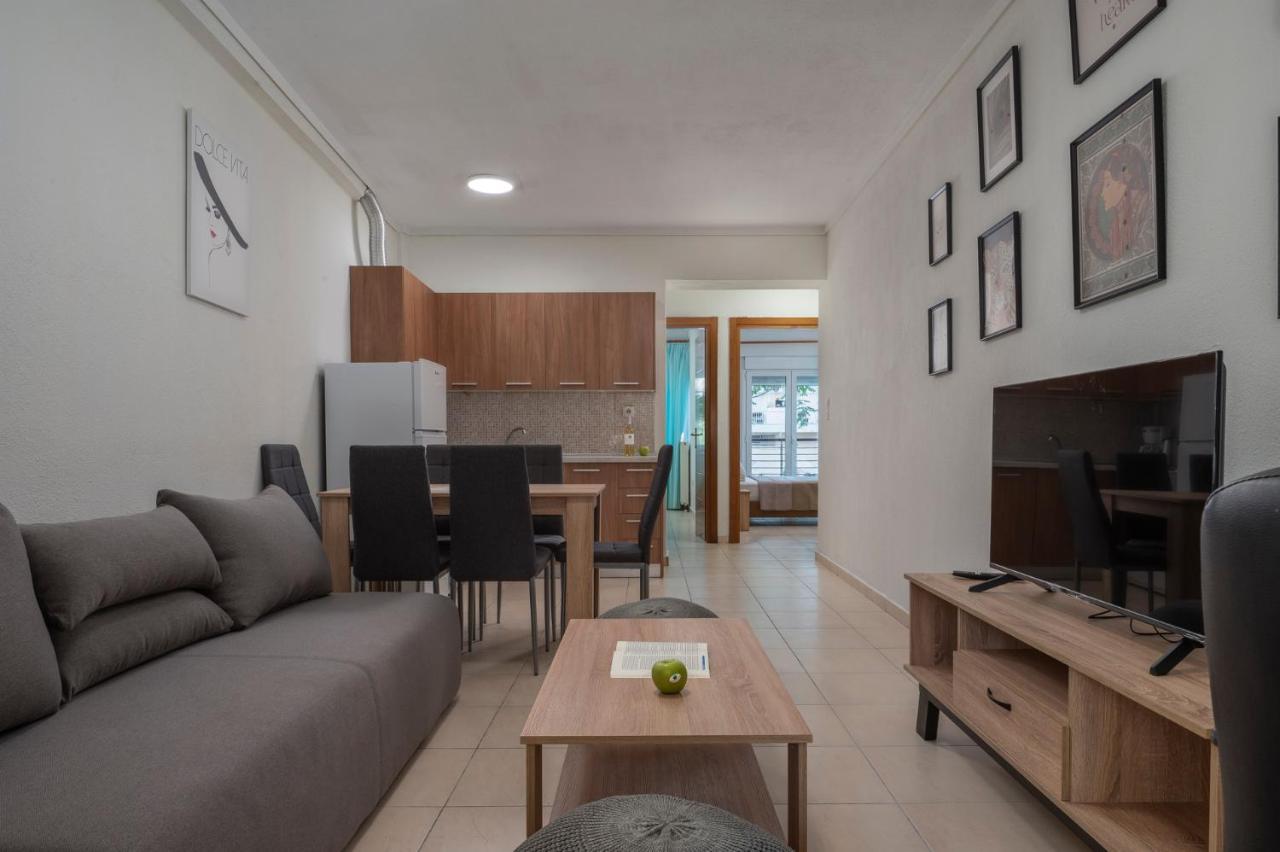 Kosmos Sevice Apartment Family City Center 4A Szaloniki Kültér fotó