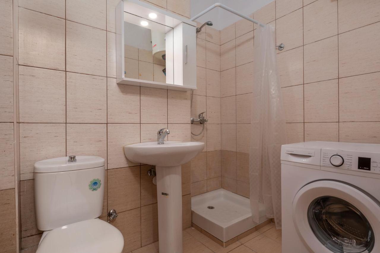 Kosmos Sevice Apartment Family City Center 4A Szaloniki Kültér fotó